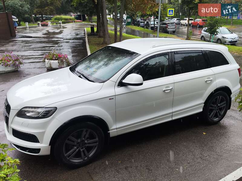 Позашляховик / Кросовер Audi Q7 2013 в Києві фото 3 Позашляховик / Кросовер Audi Q7 2013 в Києві