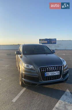 Внедорожник / Кроссовер Audi Q7 2015 в 