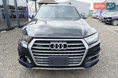 Внедорожник / Кроссовер Audi Q7 2018 в 