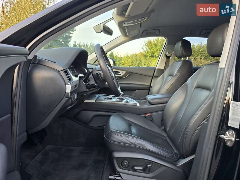 Позашляховик / Кросовер Audi Q7 2016 в Хмельницькому
