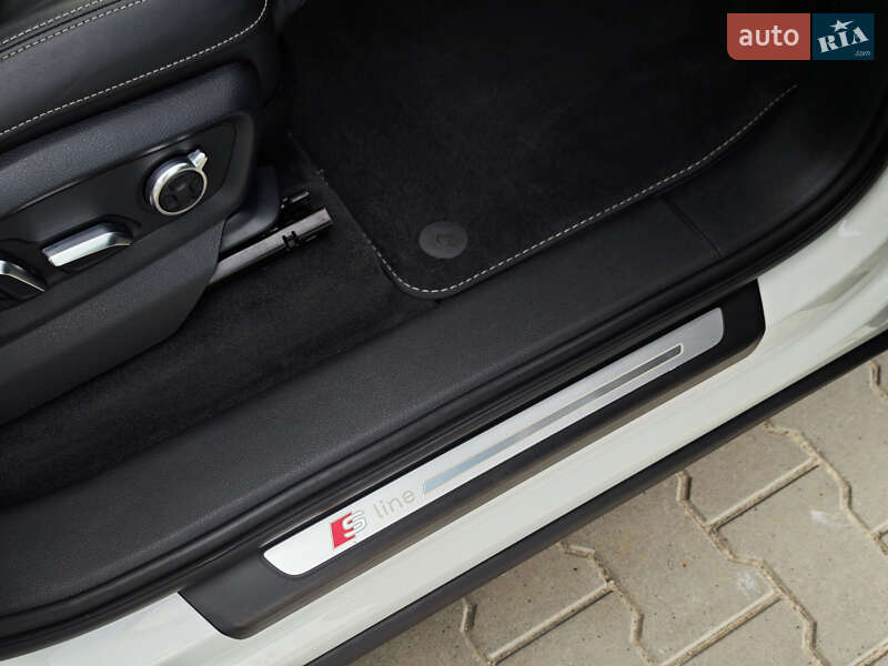 Позашляховик / Кросовер Audi Q7 2016 в Дубні