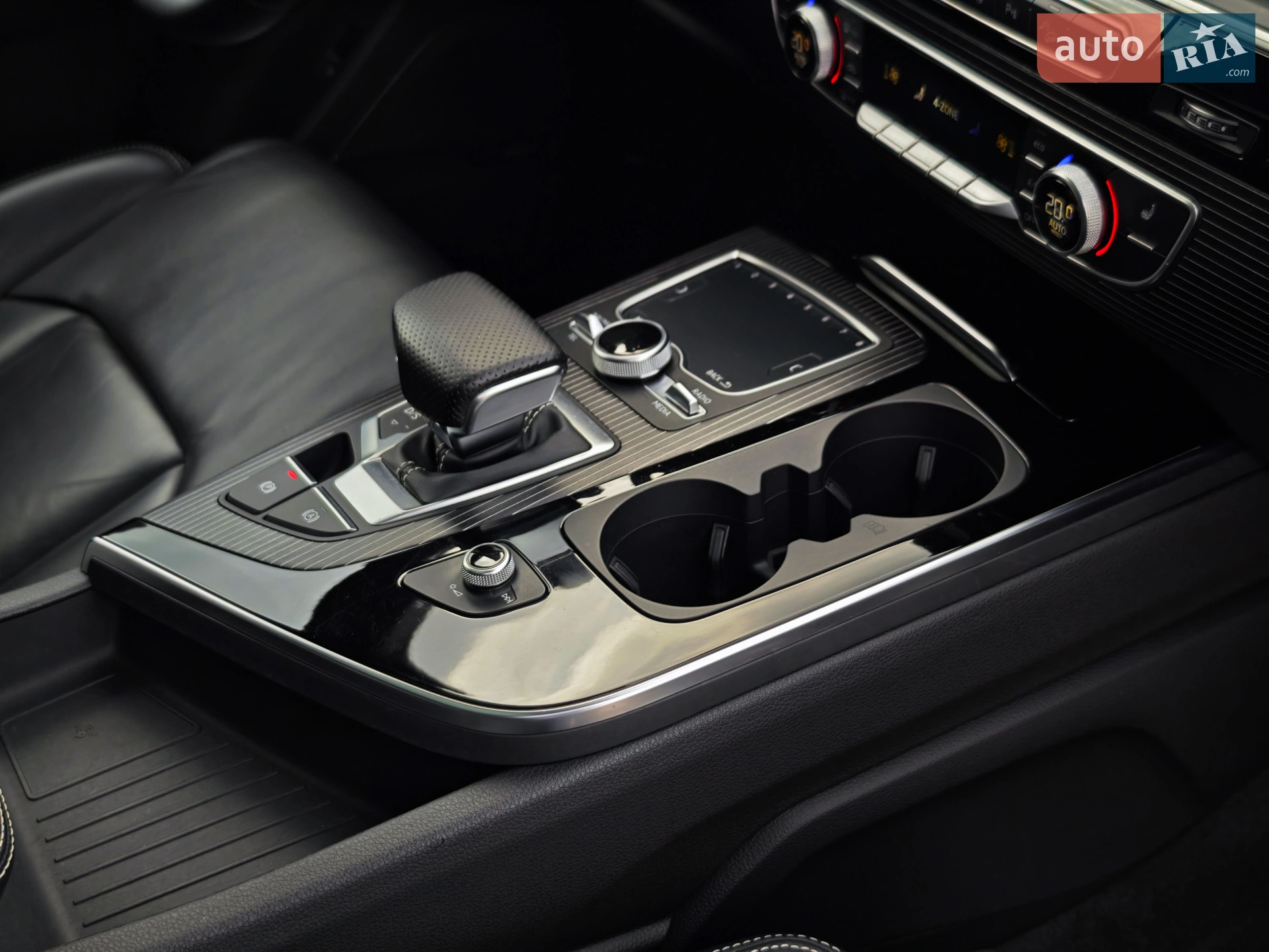2016 Audi Q7 - мініатюра 87