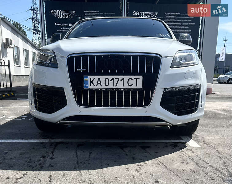 Внедорожник / Кроссовер Audi Q7 2015 в Виннице