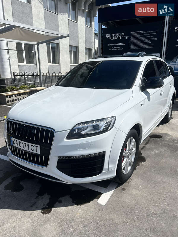 Внедорожник / Кроссовер Audi Q7 2015 в Виннице