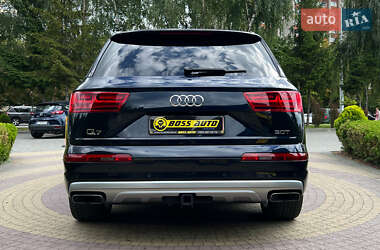 Внедорожник / Кроссовер Audi Q7 2017 в 