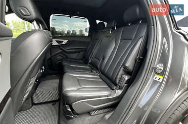 Внедорожник / Кроссовер Audi Q7 2019 в 