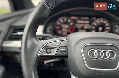 Внедорожник / Кроссовер Audi Q7 2019 в 