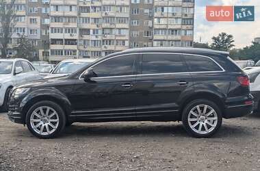 Внедорожник / Кроссовер Audi Q7 2015 в 