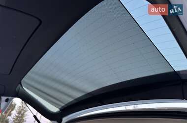 Позашляховик / Кросовер Audi Q7 2015 в 