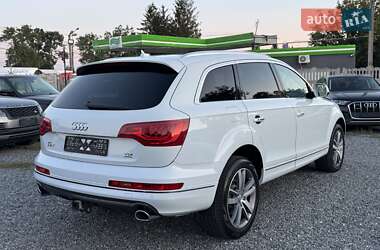 Позашляховик / Кросовер Audi Q7 2015 в 