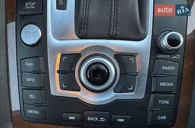 Позашляховик / Кросовер Audi Q7 2015 в 