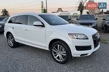 Позашляховик / Кросовер Audi Q7 2015 в 