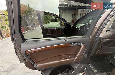 Внедорожник / Кроссовер Audi Q7 2011 в 