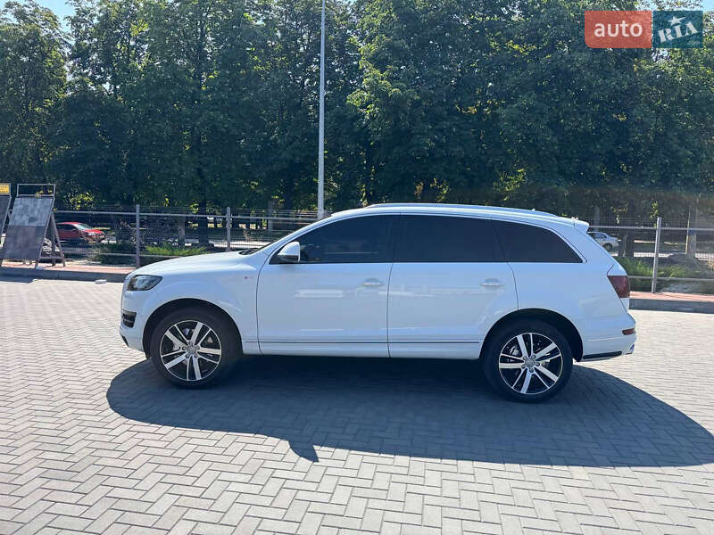 Внедорожник / Кроссовер Audi Q7 2013 в Кременчуге