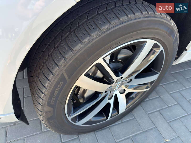 Внедорожник / Кроссовер Audi Q7 2013 в Кременчуге