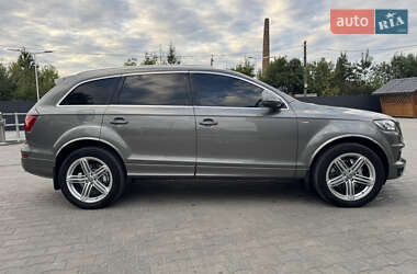 Внедорожник / Кроссовер Audi Q7 2010 в 