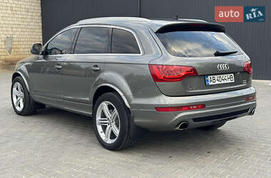 Внедорожник / Кроссовер Audi Q7 2010 в 