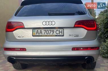 Внедорожник / Кроссовер Audi Q7 2009 в 