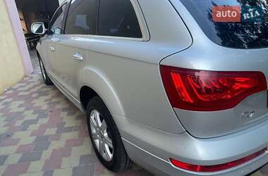 Внедорожник / Кроссовер Audi Q7 2009 в 