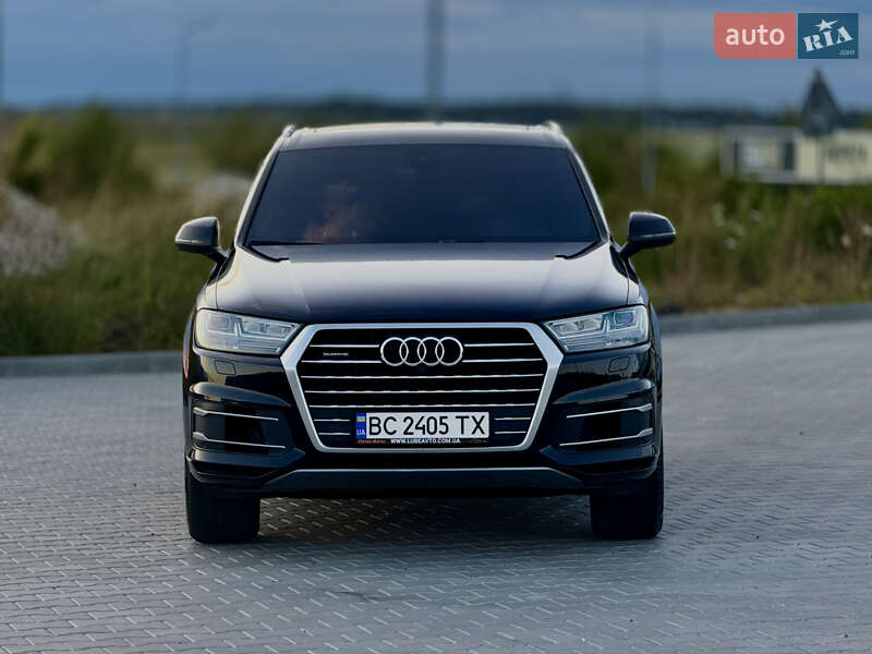 Позашляховик / Кросовер Audi Q7 2016 в Тернополі