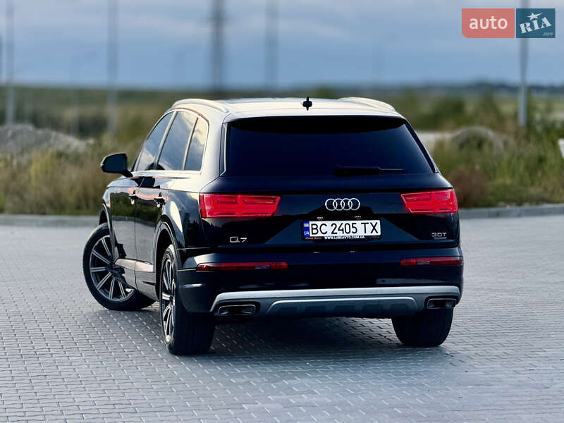 Позашляховик / Кросовер Audi Q7 2016 в Тернополі