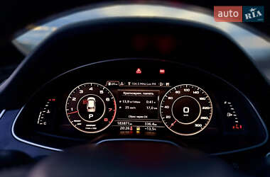 Позашляховик / Кросовер Audi Q7 2016 в 