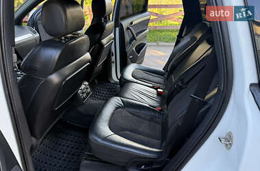 Внедорожник / Кроссовер Audi Q7 2010 в 