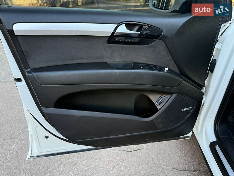 Внедорожник / Кроссовер Audi Q7 2010 в Житомире фото 17 Внедорожник / Кроссовер Audi Q7 2010 в Житомире