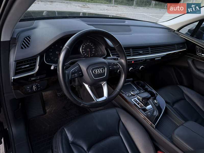 Внедорожник / Кроссовер Audi Q7 2016 в Тернополе фото 31 Внедорожник / Кроссовер Audi Q7 2016 в Тернополе