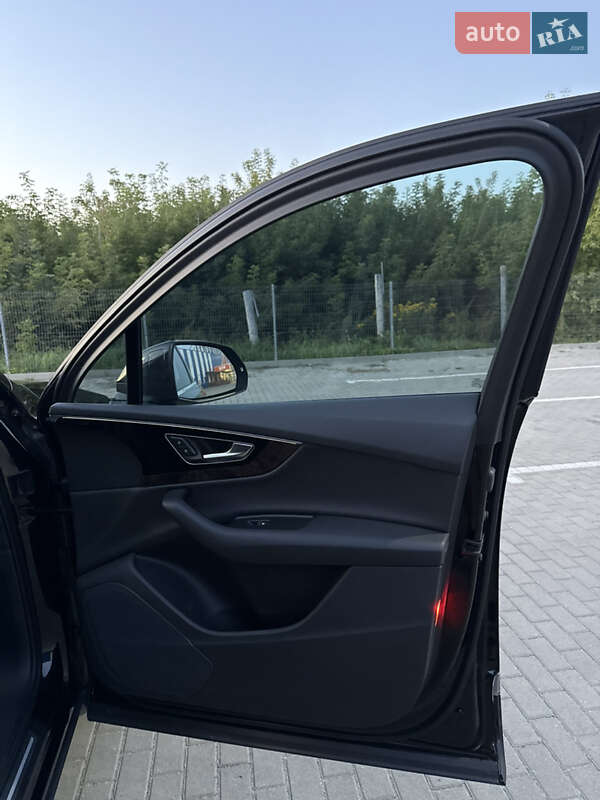 Внедорожник / Кроссовер Audi Q7 2016 в Тернополе фото 48 Внедорожник / Кроссовер Audi Q7 2016 в Тернополе