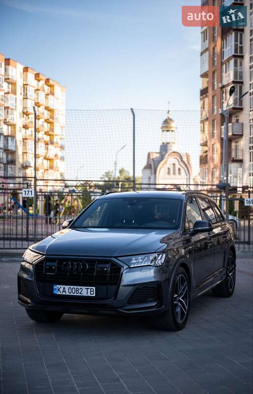 Внедорожник / Кроссовер Audi Q7 2019 в Житомире
