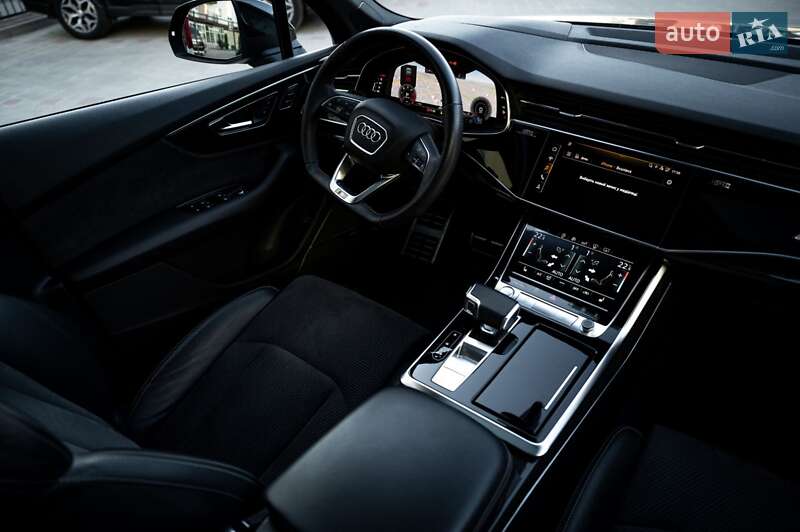 Внедорожник / Кроссовер Audi Q7 2019 в Житомире