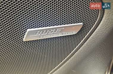 Внедорожник / Кроссовер Audi Q7 2011 в 