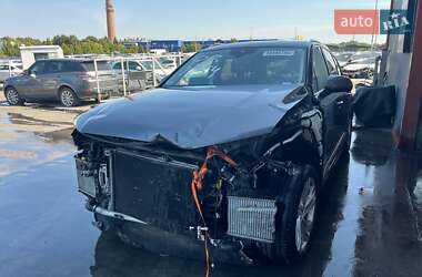 Внедорожник / Кроссовер Audi Q7 2020 в 