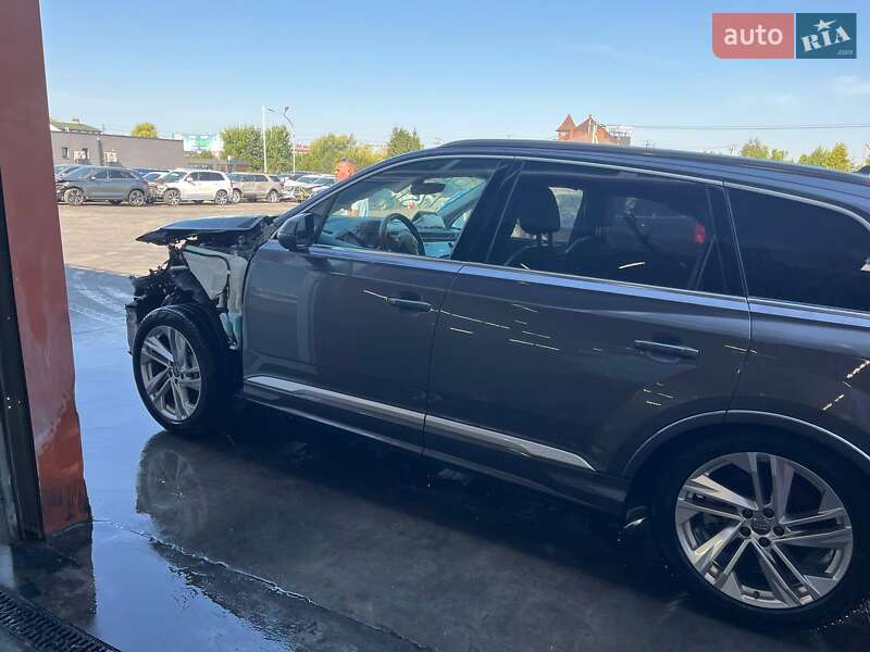 Внедорожник / Кроссовер Audi Q7 2020 в Львове фото 9 Внедорожник / Кроссовер Audi Q7 2020 в Львове