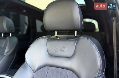 Внедорожник / Кроссовер Audi Q7 2021 в 