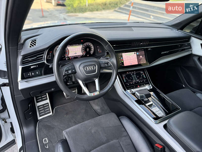 Позашляховик / Кросовер Audi Q7 2021 в Львові