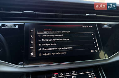 Внедорожник / Кроссовер Audi Q7 2021 в 