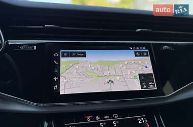 Внедорожник / Кроссовер Audi Q7 2021 в 