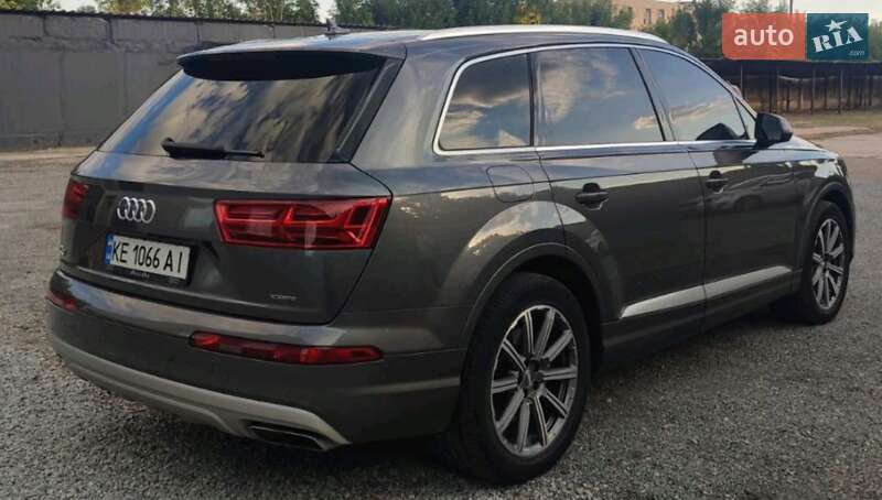 Внедорожник / Кроссовер Audi Q7 2018 в Днепре