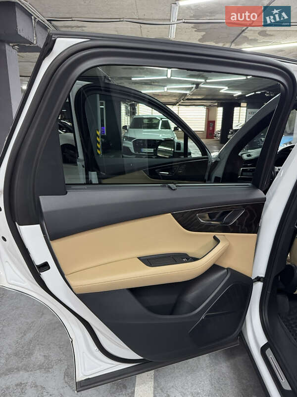 Внедорожник / Кроссовер Audi Q7 2021 в Одессе фото 13 Внедорожник / Кроссовер Audi Q7 2021 в Одессе