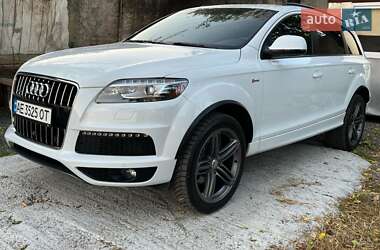 Внедорожник / Кроссовер Audi Q7 2013 в 