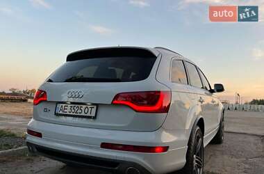 Внедорожник / Кроссовер Audi Q7 2013 в 