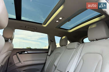 Внедорожник / Кроссовер Audi Q7 2014 в 
