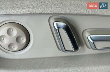 Внедорожник / Кроссовер Audi Q7 2012 в 