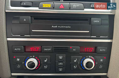 Внедорожник / Кроссовер Audi Q7 2012 в 