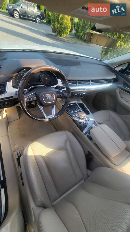 Внедорожник / Кроссовер Audi Q7 2017 в Львове