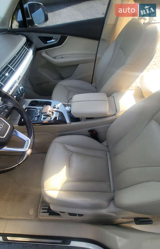 Внедорожник / Кроссовер Audi Q7 2017 в Львове