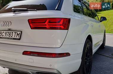 Внедорожник / Кроссовер Audi Q7 2018 в 