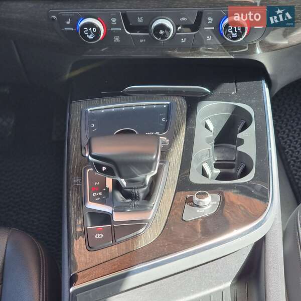 Внедорожник / Кроссовер Audi Q7 2018 в Львове